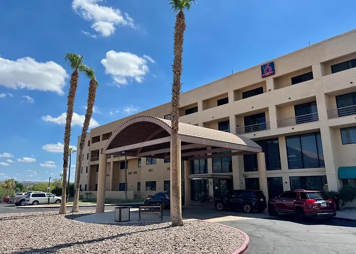6 Havasu Az Hotel
