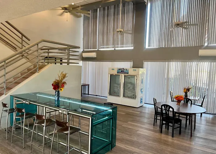 6 Havasu Az Hotel