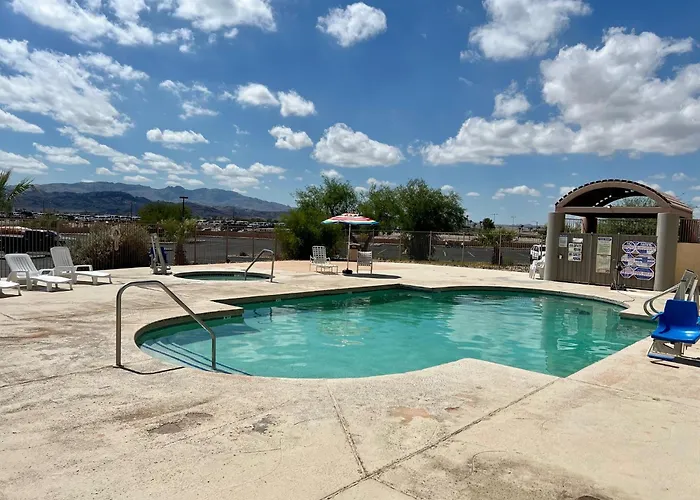 6 Havasu Az